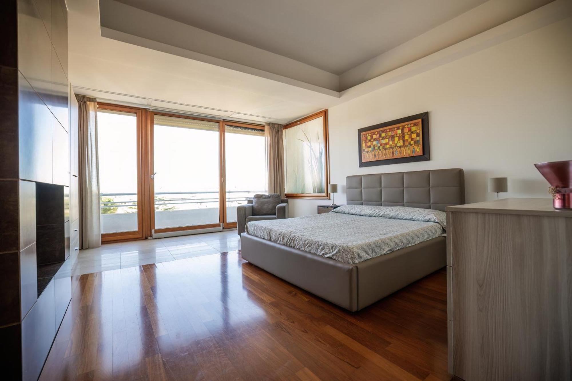 Sole Mare Apartment Gioia Tauro Bagian luar foto