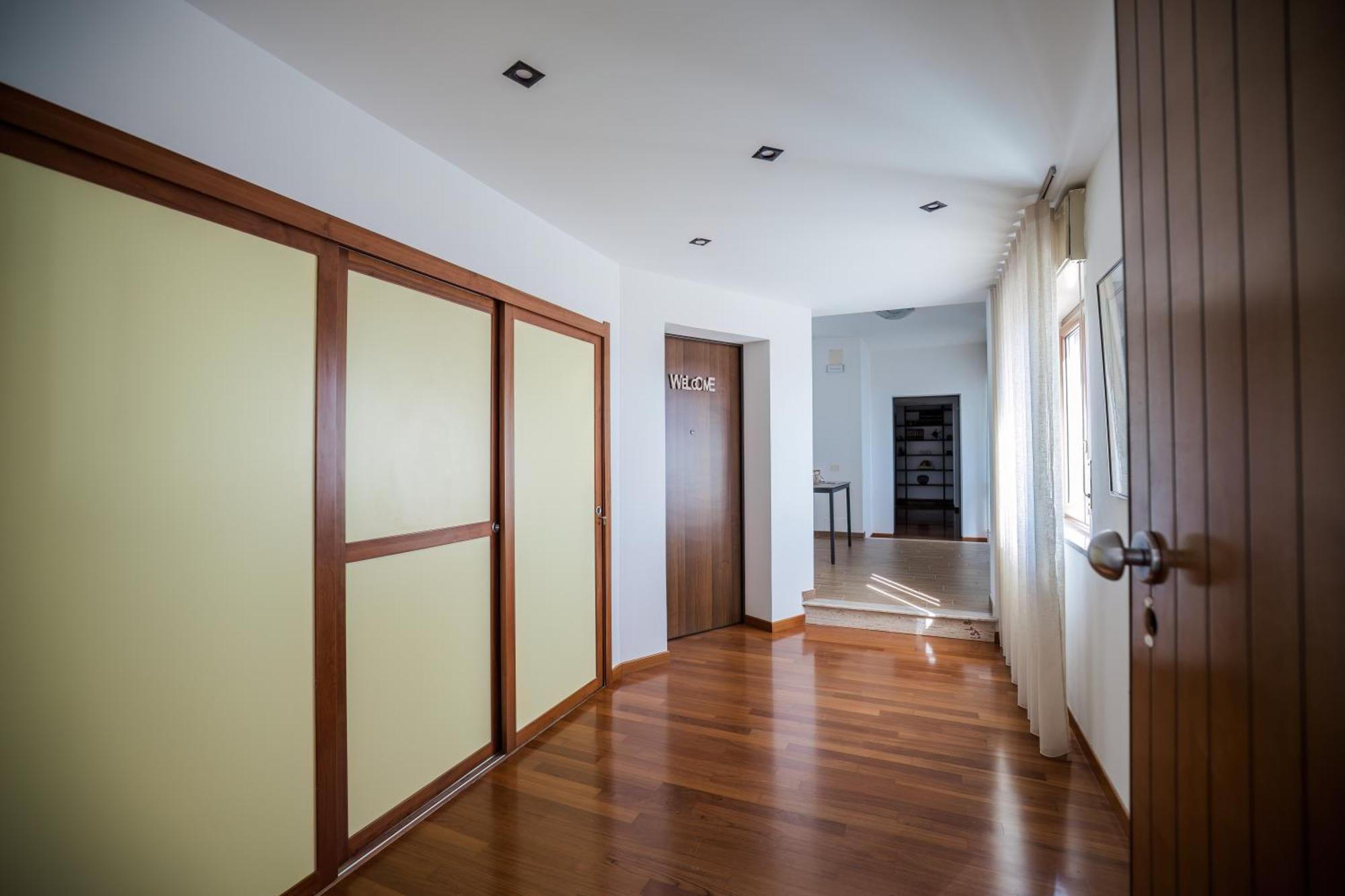 Sole Mare Apartment Gioia Tauro Bagian luar foto